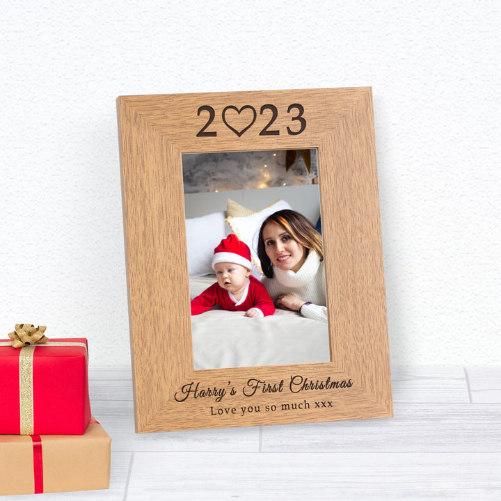 Personalised Baby’s First Christmas 6x4 Oak Finish Frame