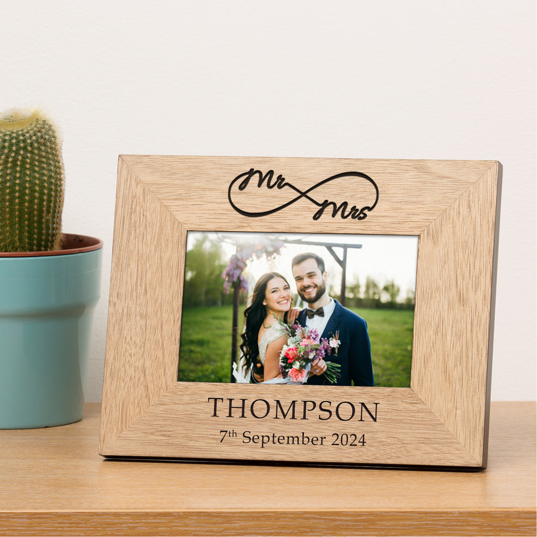 Personalised Mr &amp; Mrs Infinity Wooden Photo Frame 6x4