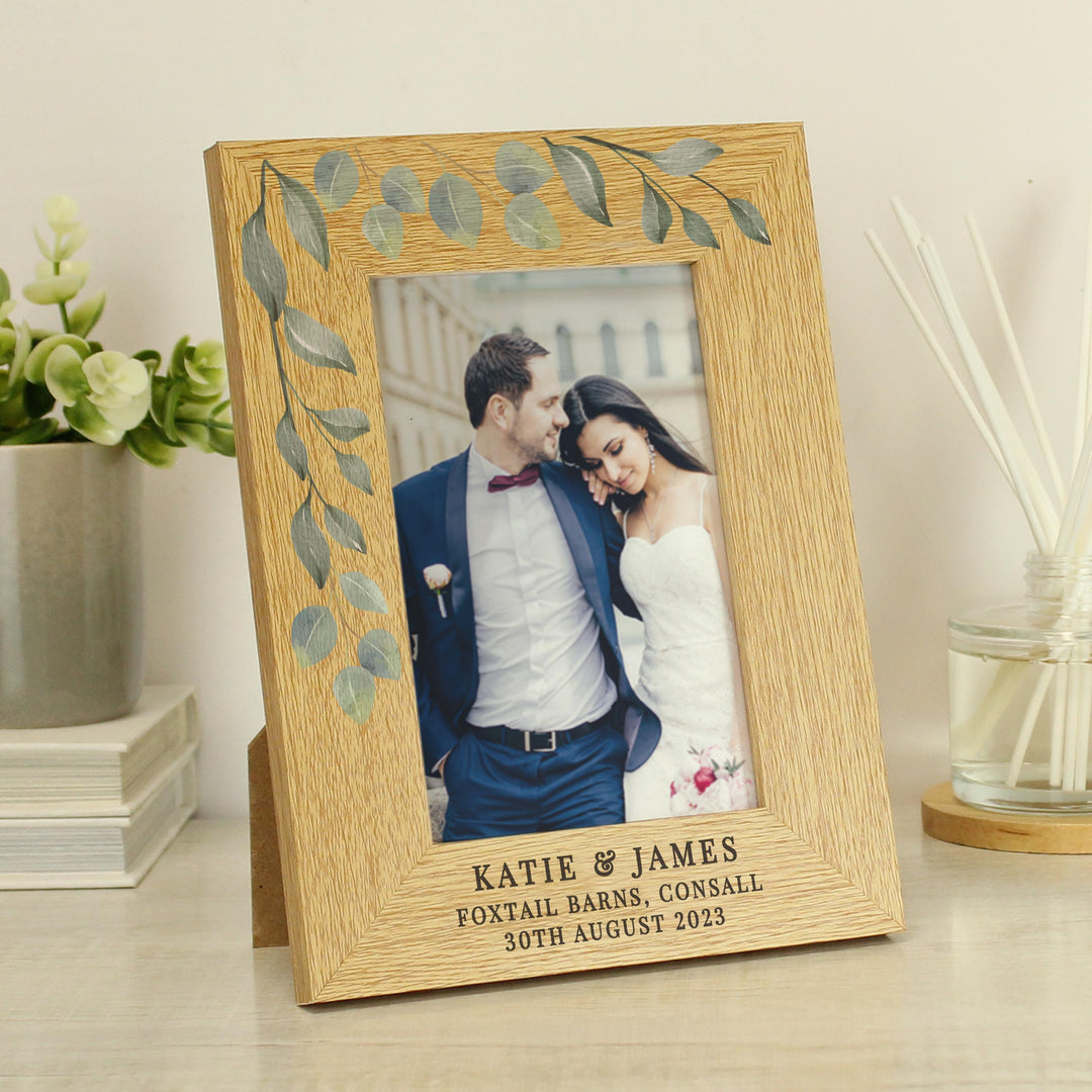 Personalised Botanical 6x4 Oak Finish Photo Frame – alternative view