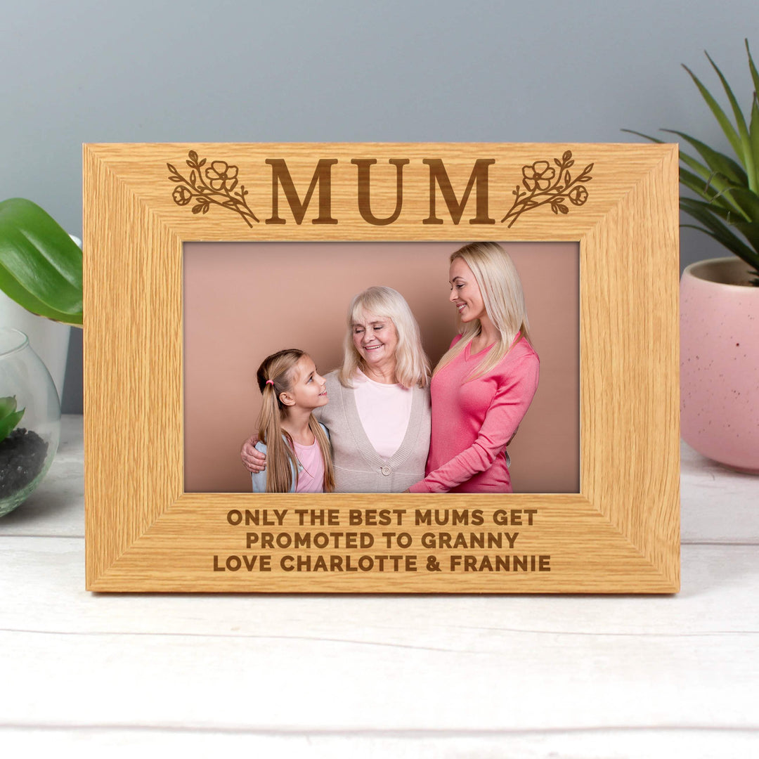 Personalised Floral Mum 4x6 Oak Finish Photo Frame – alternative view
