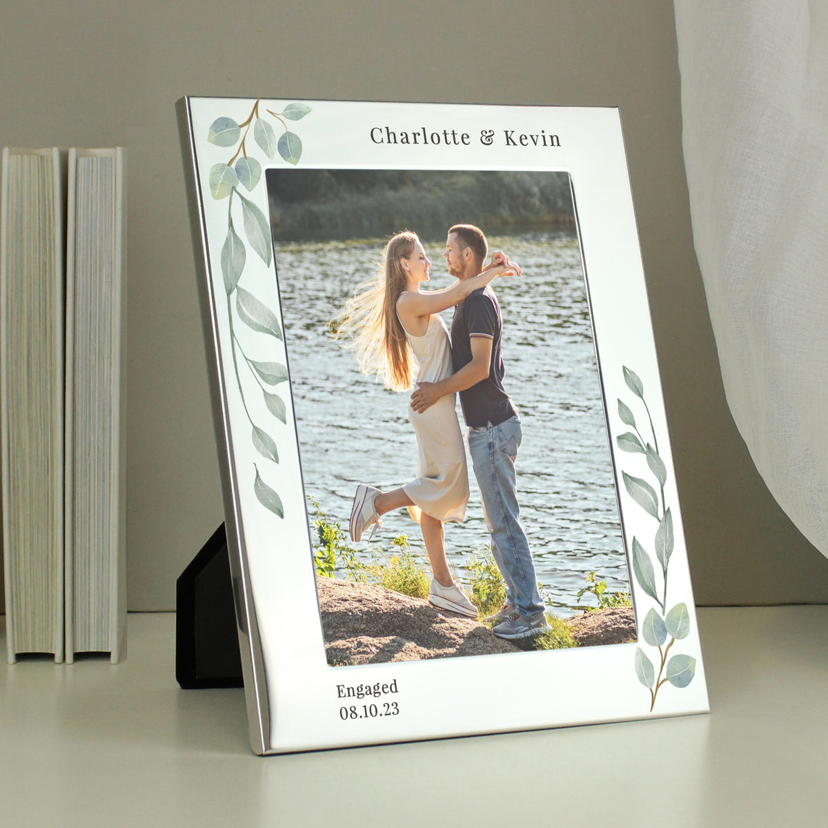 Personalised Botanical 5x7 Photo Frame – alternative view