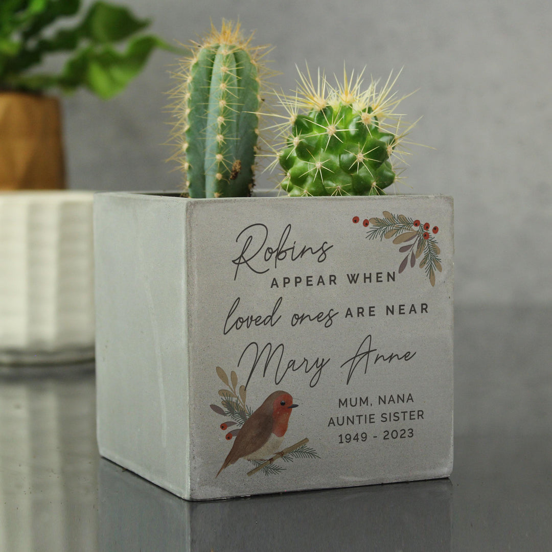 Personalised Robins Appear Concrete Pot – alternative view