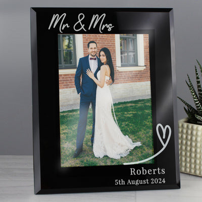 Personalised Heart Black Glass 7x5 Photo Frame