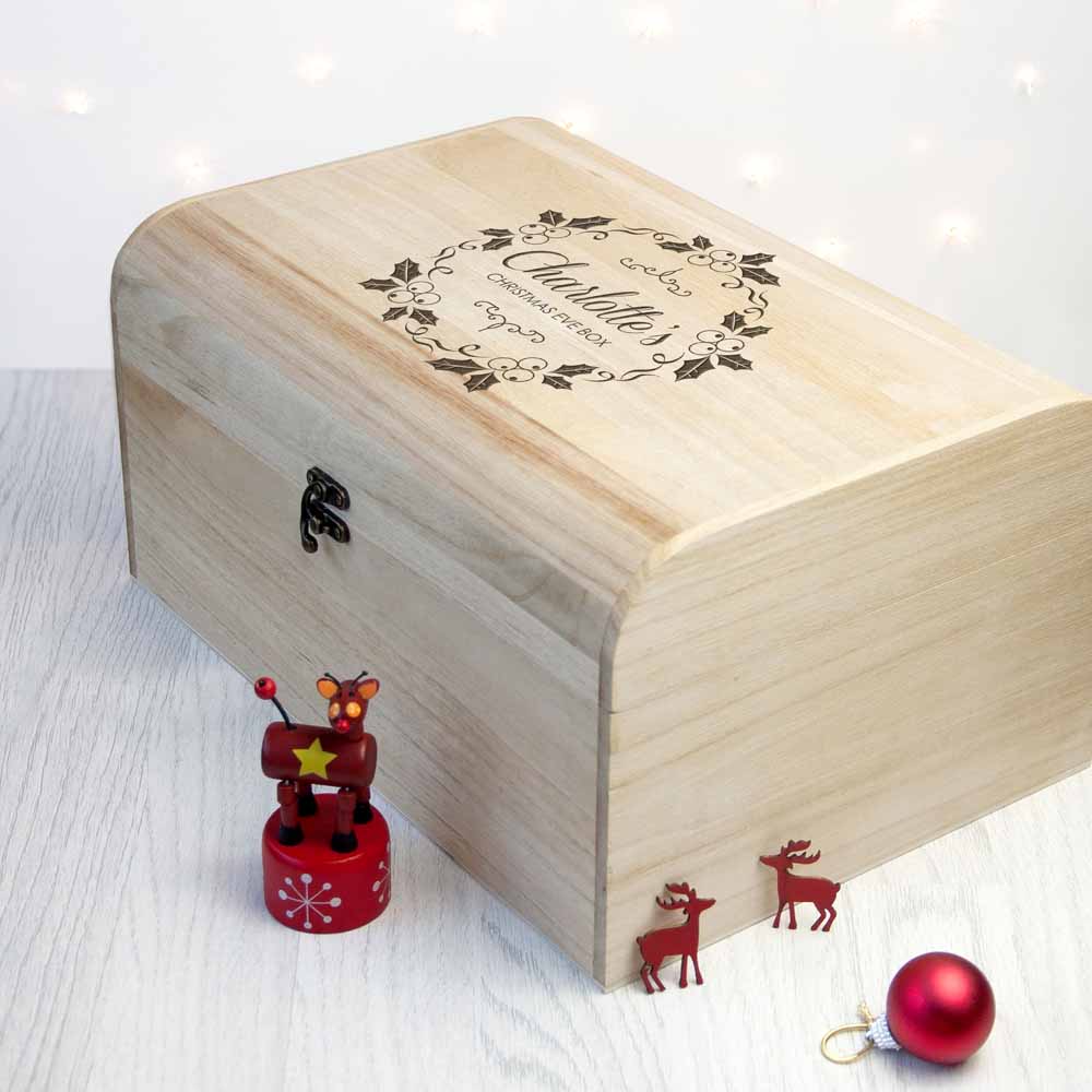 Personalised Christmas Eve Chest With Mistletoe Wreath